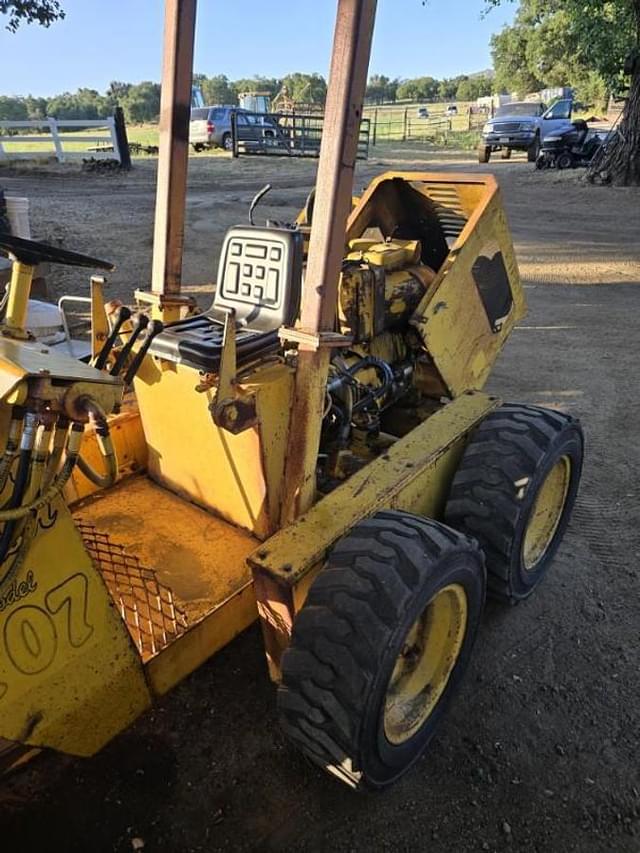 Image of Blade-Mor 707 equipment image 3