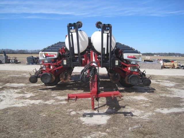 Image of White 8180 equipment image 2