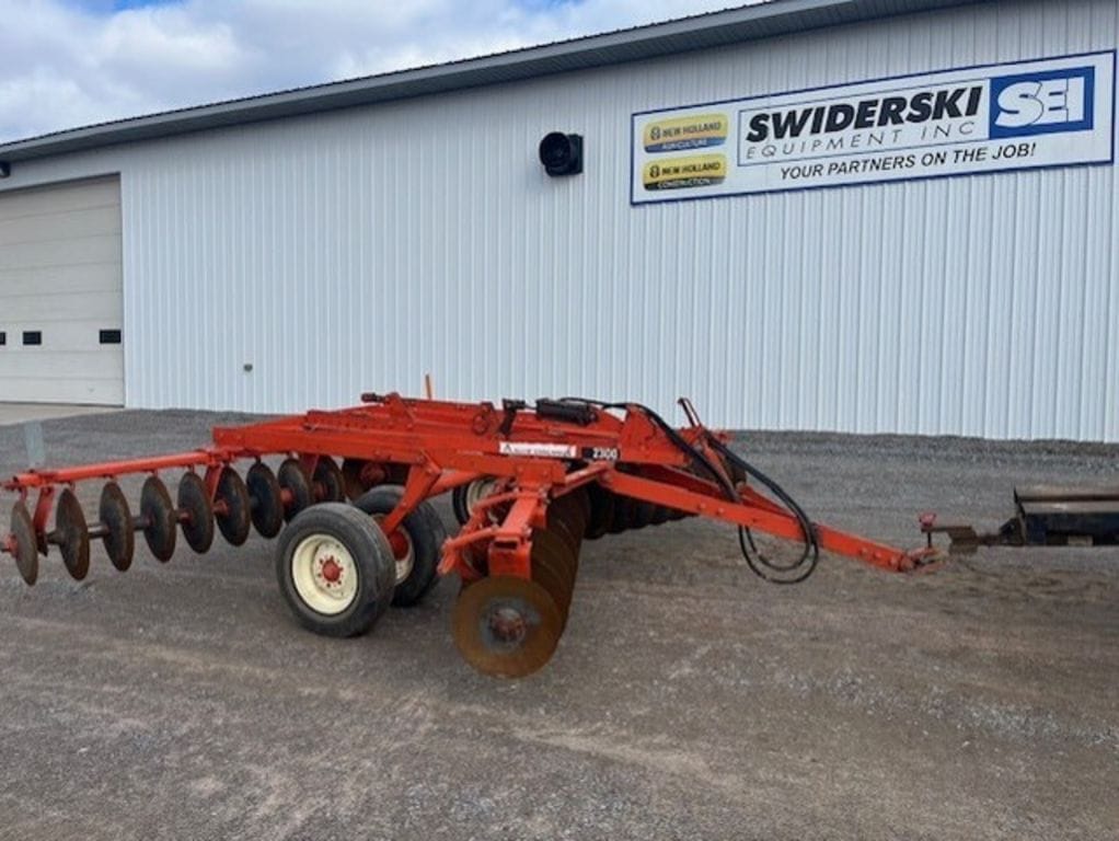 Allis Chalmers 2300 Equipment Image0