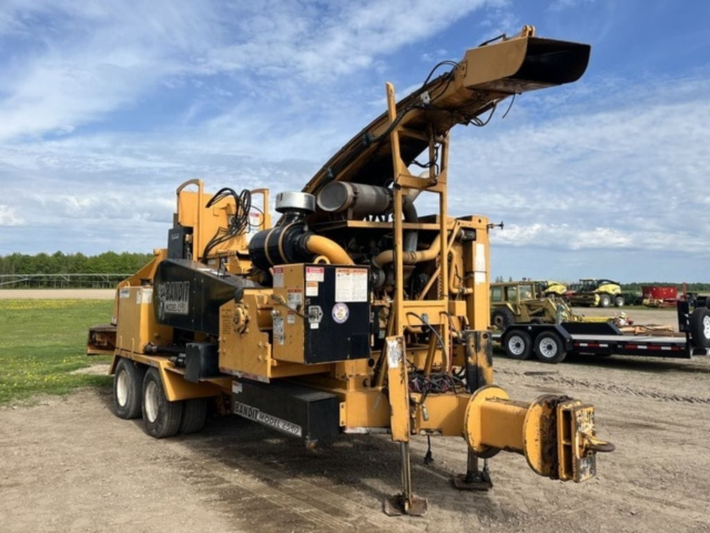 2009 Bandit 2590 Equipment Image0