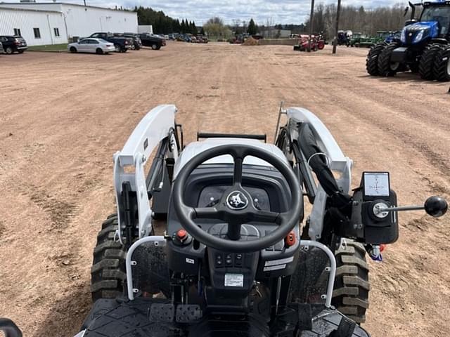 Image of Bobcat CT4050 equipment image 2