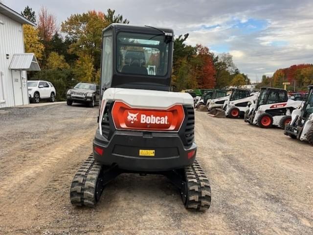 Image of Bobcat E35 equipment image 3