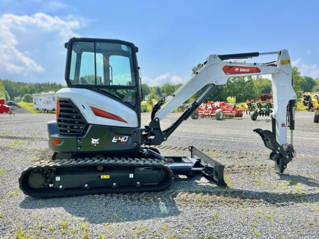 Image of Bobcat E40 equipment image 2