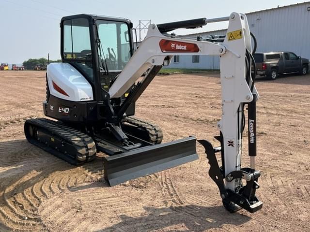 Image of Bobcat E40 equipment image 2