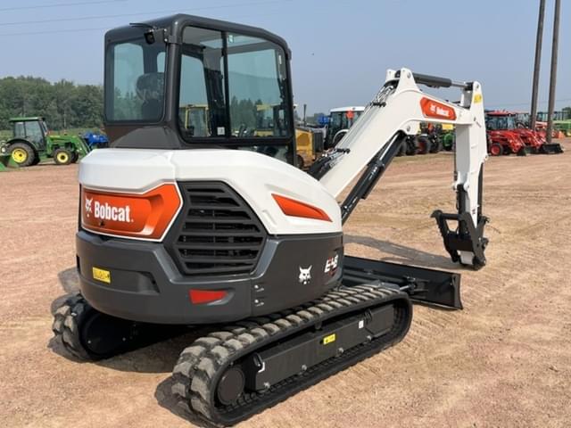 Image of Bobcat E48 equipment image 3