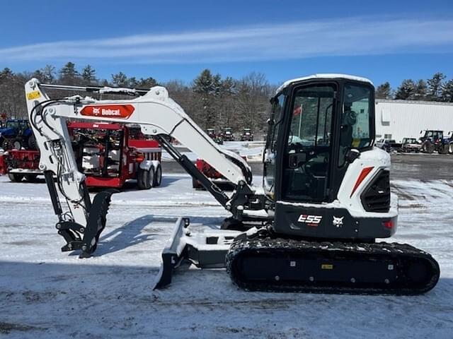 Image of Bobcat E55 equipment image 2