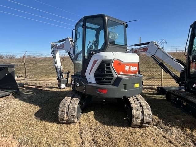 Image of Bobcat E55 equipment image 4