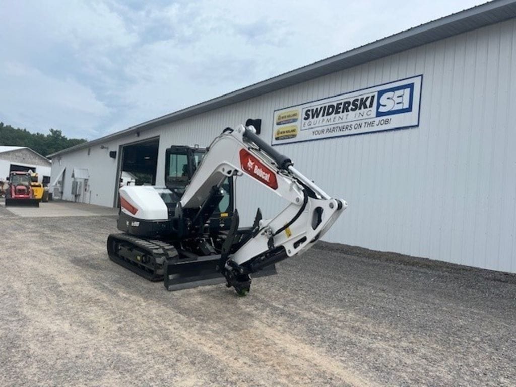 2025 Bobcat E88 Equipment Image0