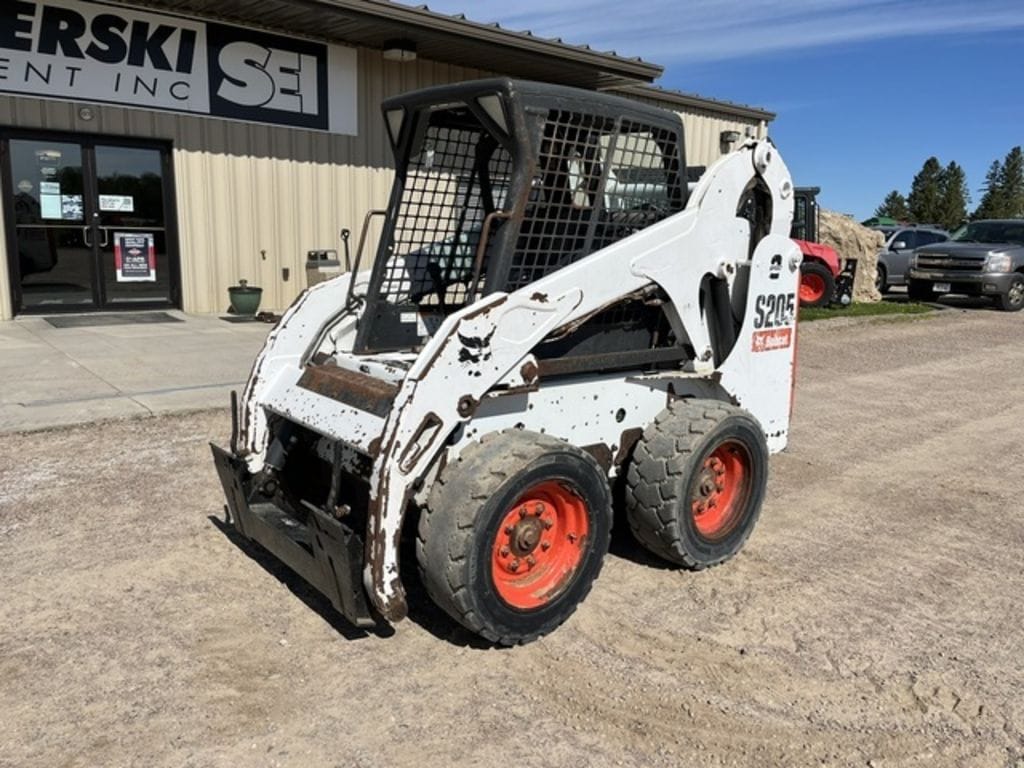 2011 Bobcat S205 Equipment Image0