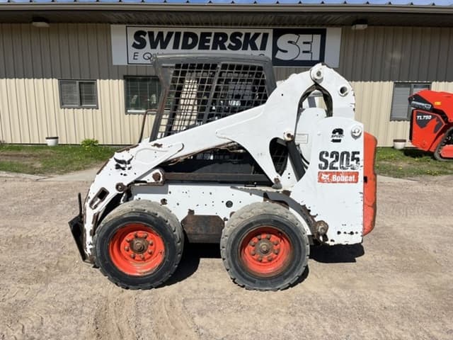 Image of Bobcat S205 equipment image 1