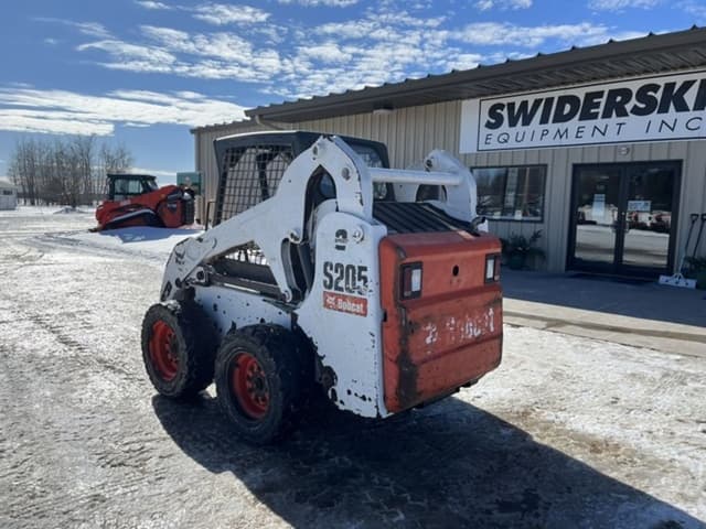 Image of Bobcat S205 equipment image 2