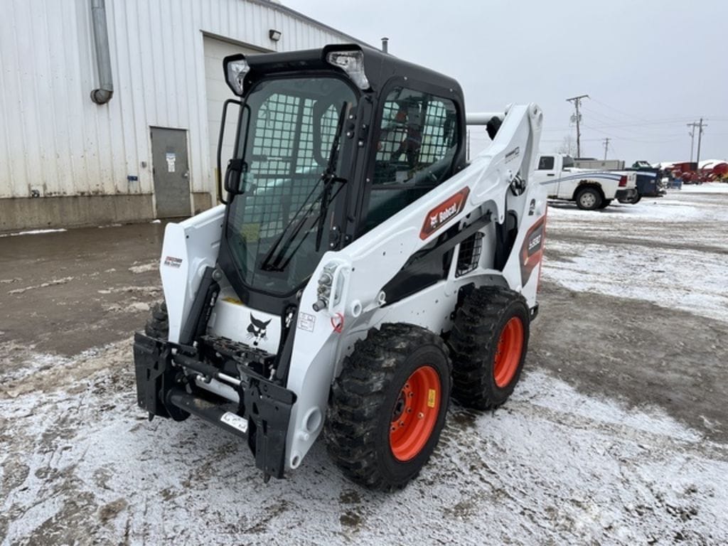 2025 Bobcat S590 Equipment Image0