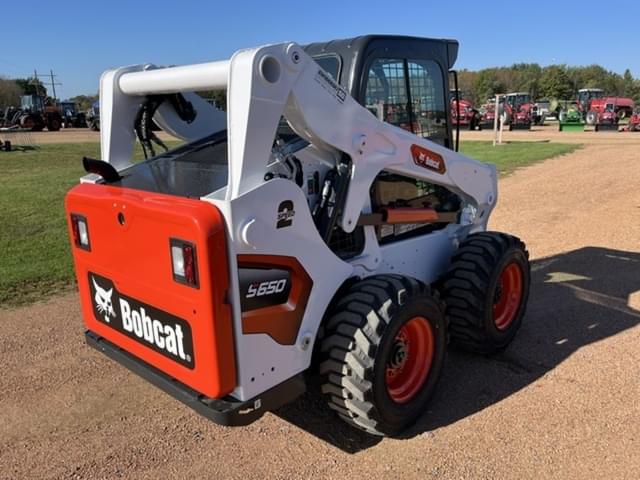 Image of Bobcat S650 equipment image 4