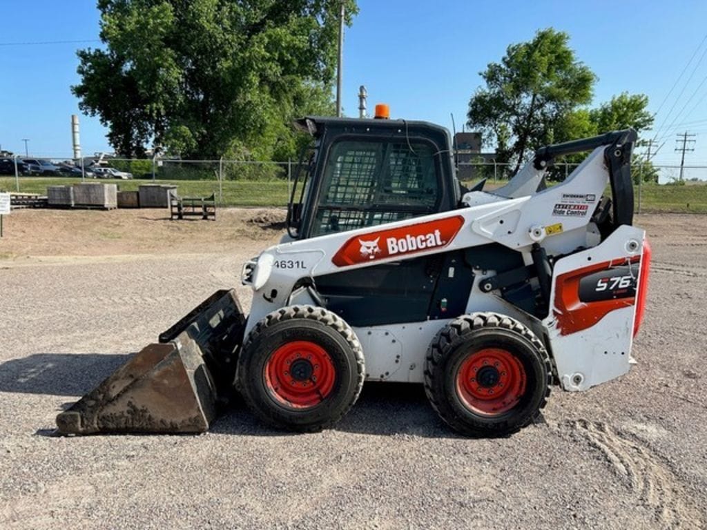 2023 Bobcat S76 Equipment Image0