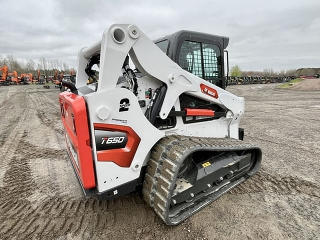 Image of Bobcat T650 equipment image 4