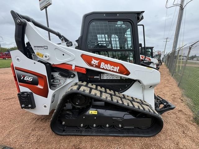 Image of Bobcat T66 equipment image 3