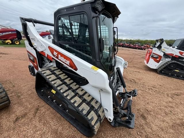 Image of Bobcat T66 equipment image 2