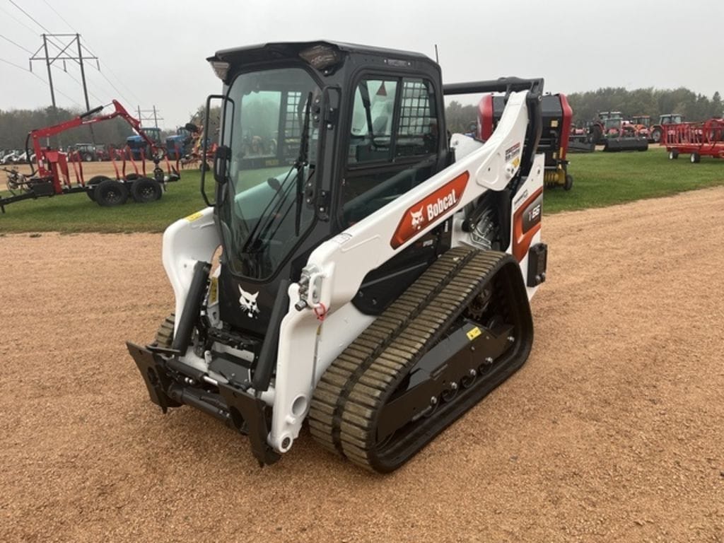 Main image Bobcat T66