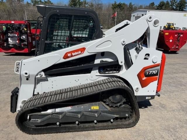 Image of Bobcat T770 equipment image 2