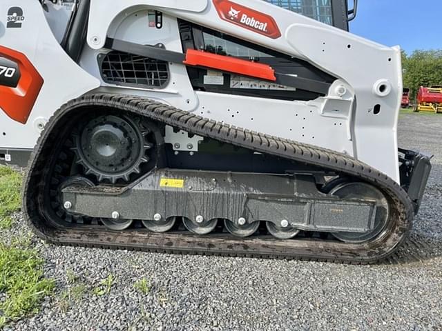 Image of Bobcat T770 equipment image 2