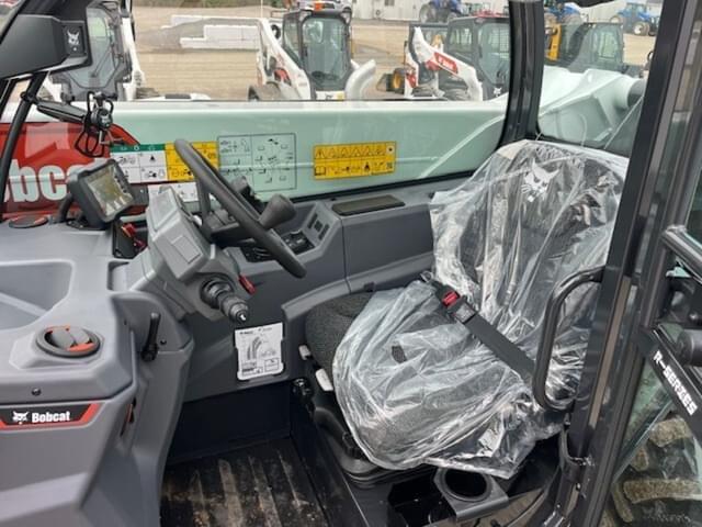 Image of Bobcat TL623 equipment image 4