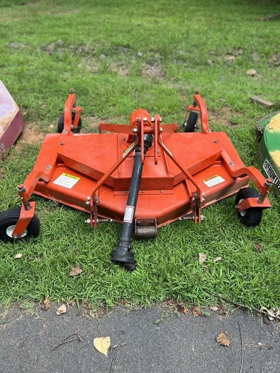 Buhler Farm King Y550R Equipment Image0