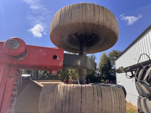 Image of Bush Hog 12820 equipment image 4