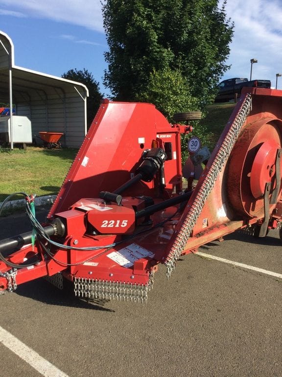 Bush Hog 2215 Equipment Image0