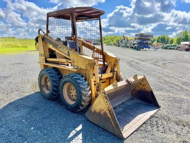 Image of Case 1835B equipment image 1