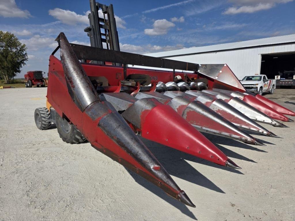 Image of Case IH 1063 Primary image