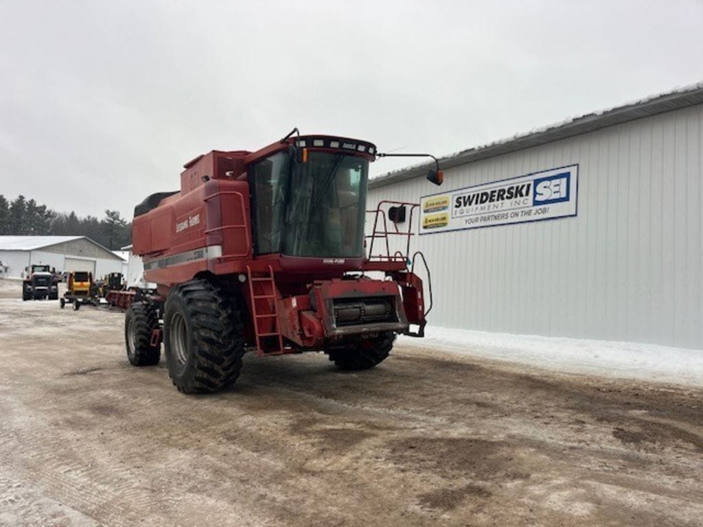 Case IH 2388 Equipment Image0