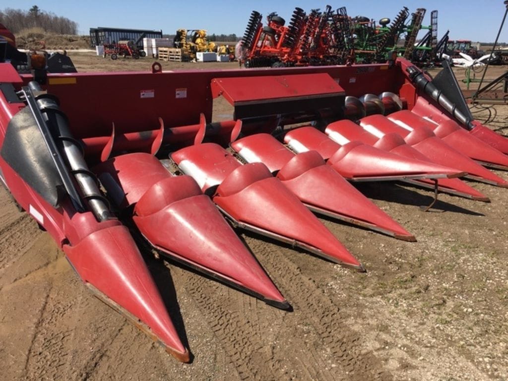 Case IH 2608 Equipment Image0