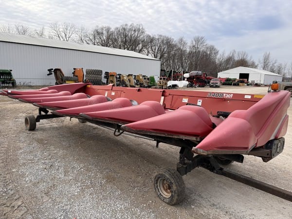 Case IH 3408 Equipment Image0