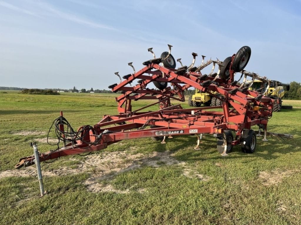 Case IH 4300 Equipment Image0