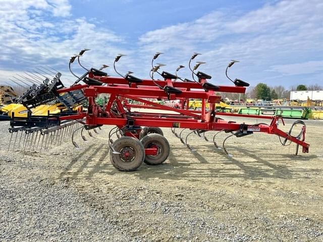 Image of Case IH 4300 equipment image 2
