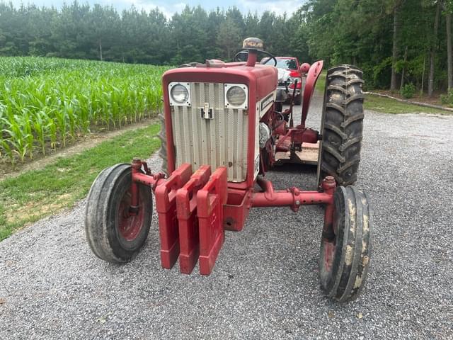 Image of International Harvester 504 equipment image 1