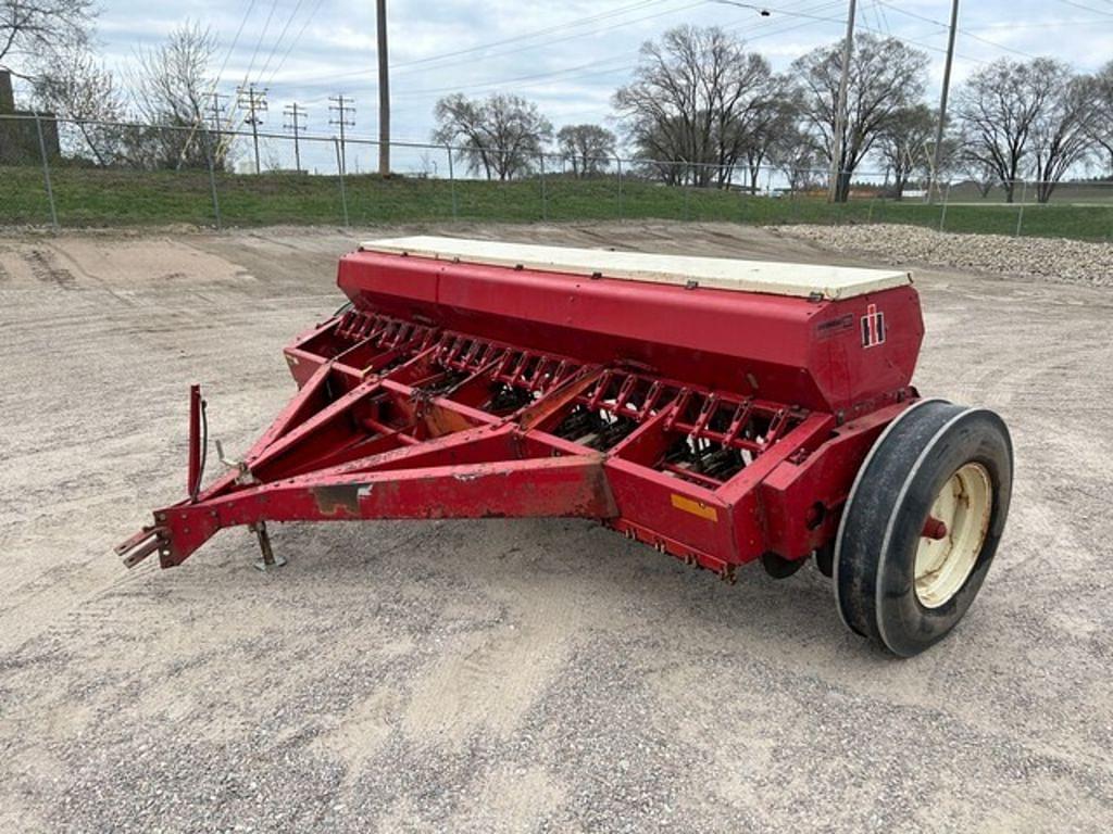 Image of International Harvester 510 Primary image