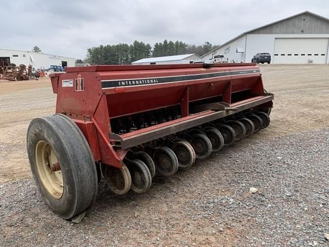 Image of Case IH 5100 equipment image 2