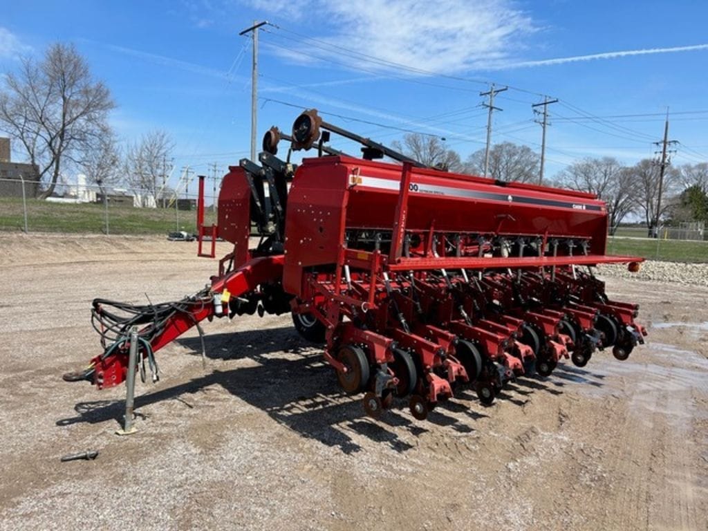 Case IH 5500 Equipment Image0