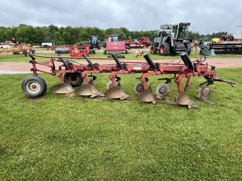 Case IH 720 Equipment Image0