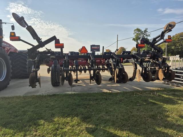 Image of Case IH Ecolo-Tiger 730B equipment image 4