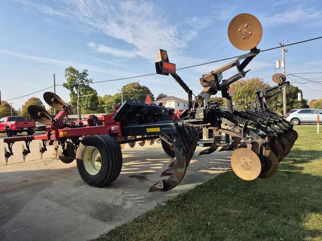 Image of Case IH Ecolo-Tiger 730B equipment image 3