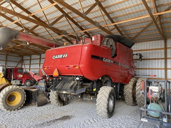 Image of Case IH 8010 equipment image 1