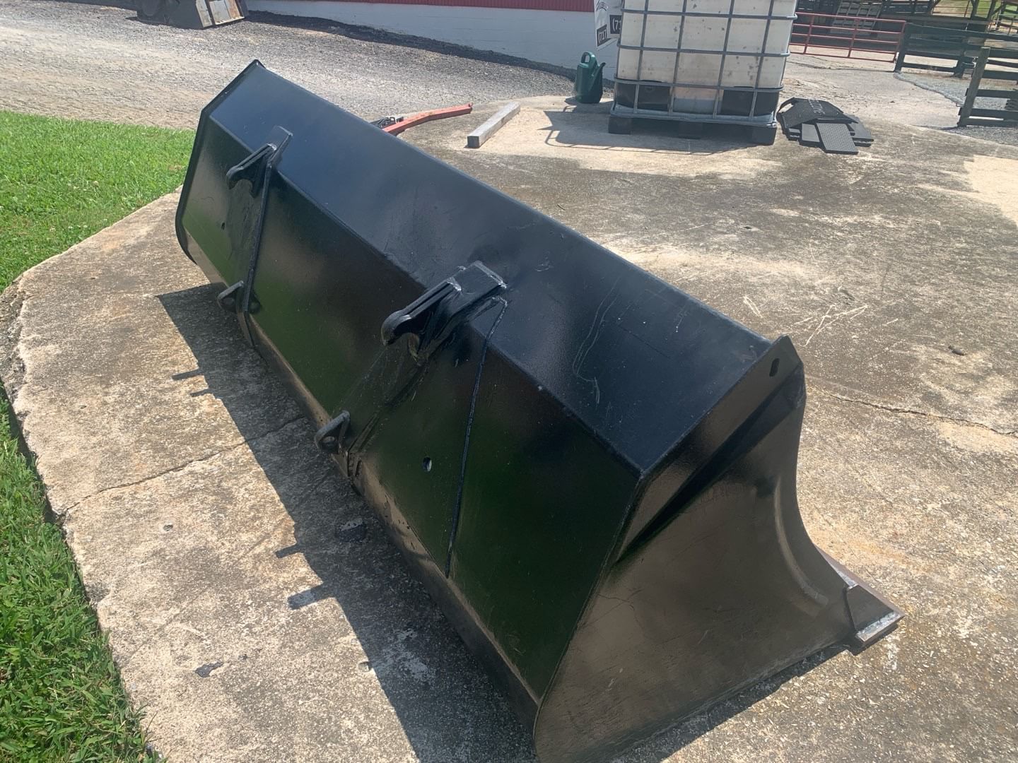 Case Bucket Equipment Image0