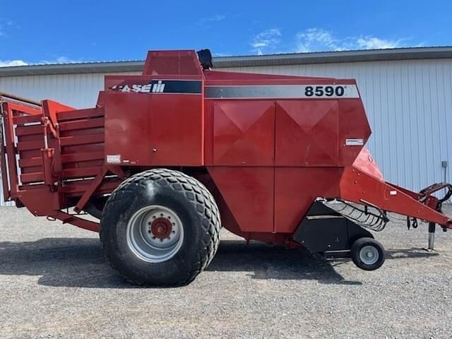 Image of Case IH 8590 equipment image 2