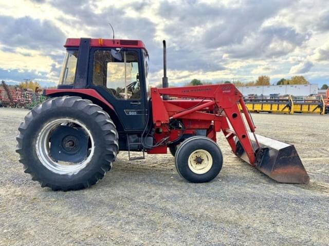 Image of Case IH 885 equipment image 3
