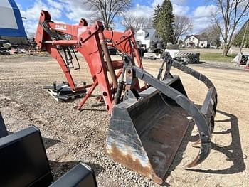 Case IH L300 Equipment Image0