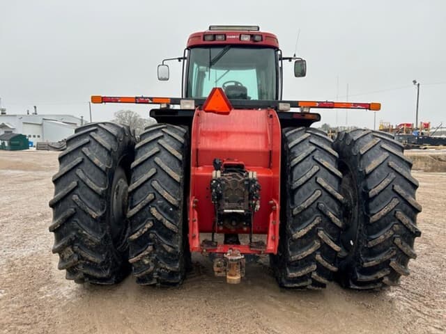 Image of Case IH Steiger 330 equipment image 4
