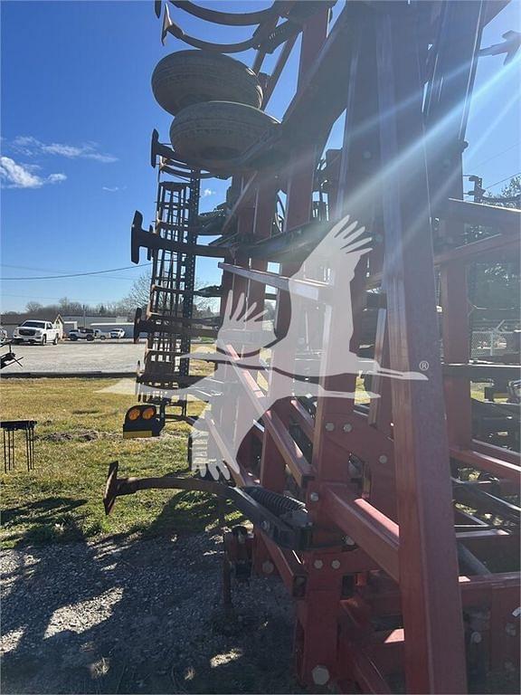 Image of Case IH Tigermate 200 equipment image 4