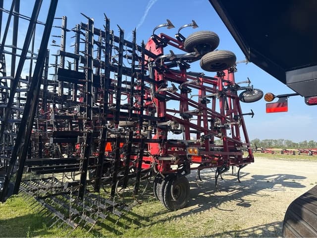 Image of Case IH Tigermate II equipment image 3